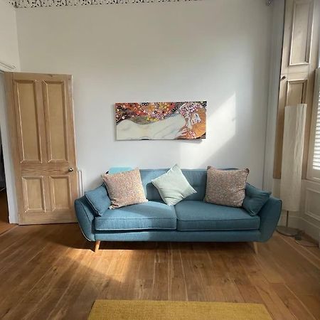 Stunning West End Flat! Lejlighed Glasgow Eksteriør billede