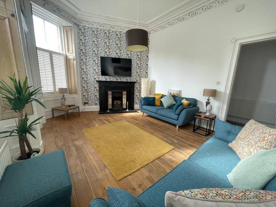 Stunning West End Flat! Lejlighed Glasgow Eksteriør billede